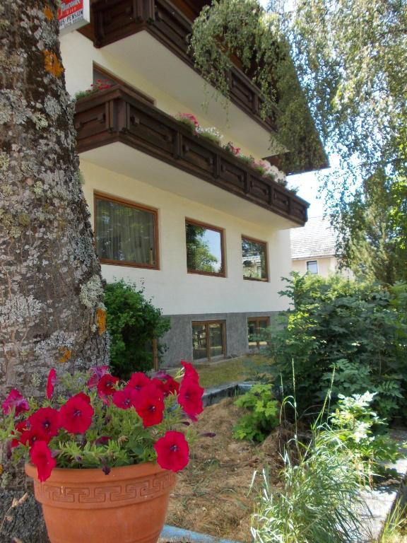 Gasthaus Gruber Hotel Tamsweg Buitenkant foto